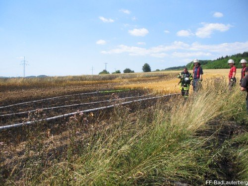 2010_07_19 Brand eines Getreidefeldes bei Osterhagen 008
